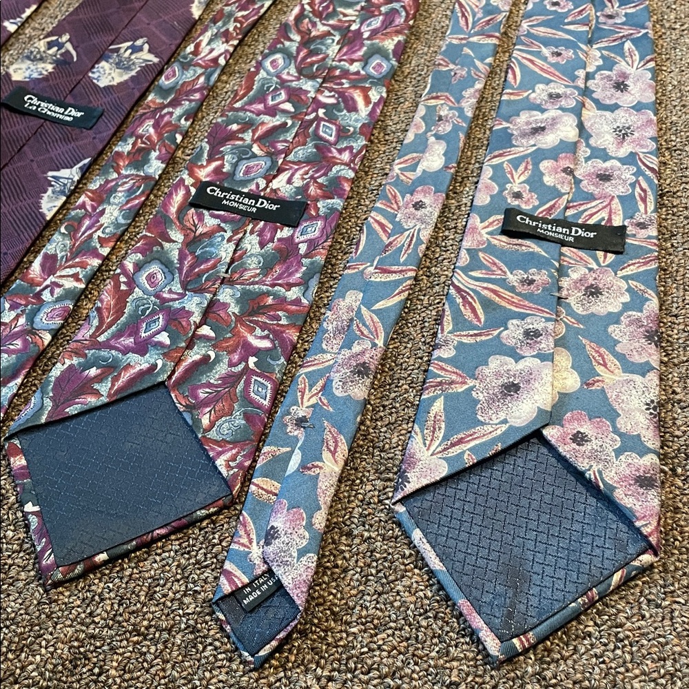 CHRISTIAN DIOR TIE BUNDLE - Picture 6 of 6